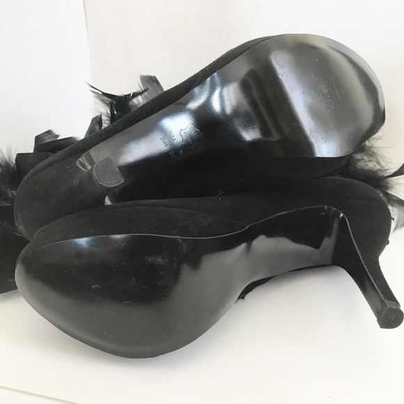 LIKE NEW Sacha London leather ankle bootie high heels peep toe with feathers - Picture 5 of 7